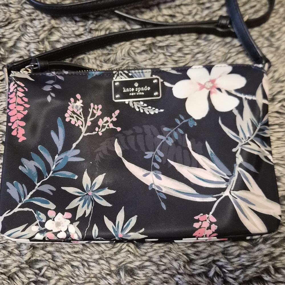 Kate Spade Wilson Road Botanical Crossbody Bag - Picture 3 of 5